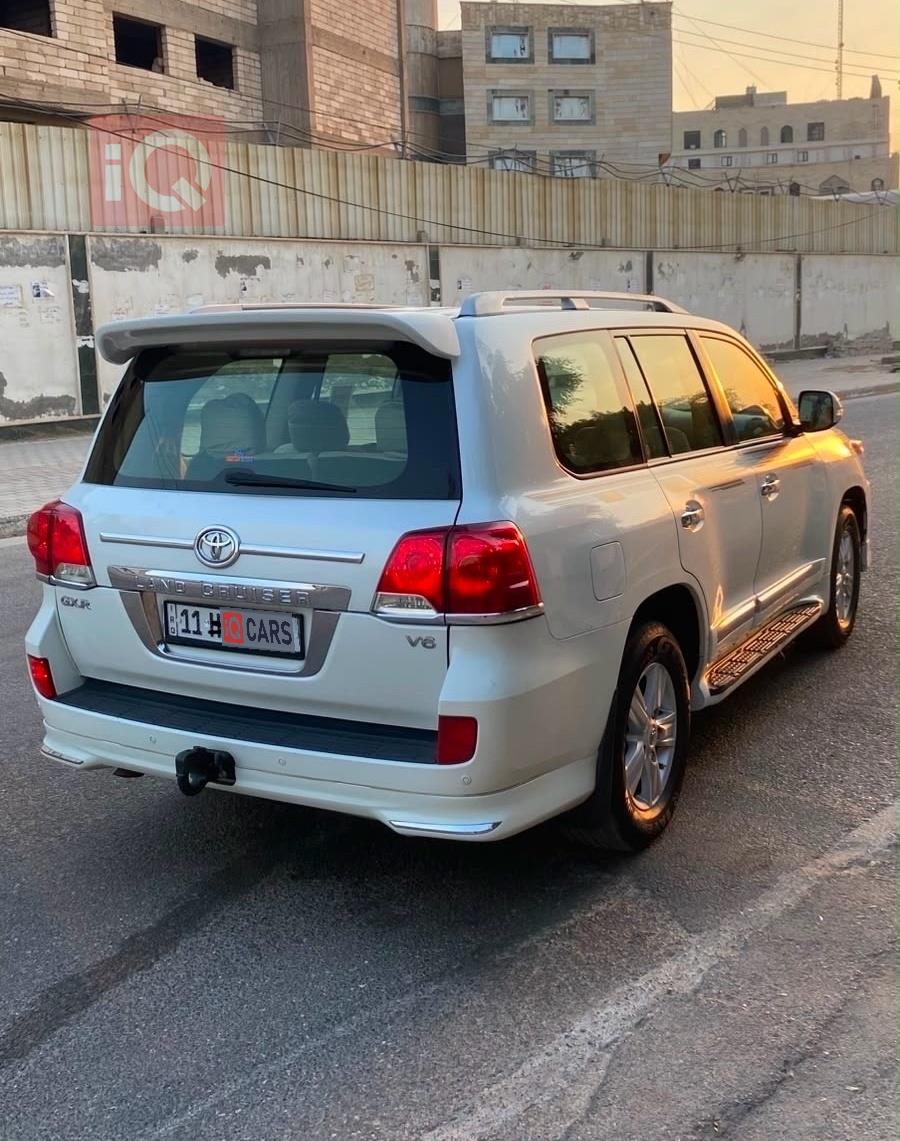تويوتا لاندكروزر